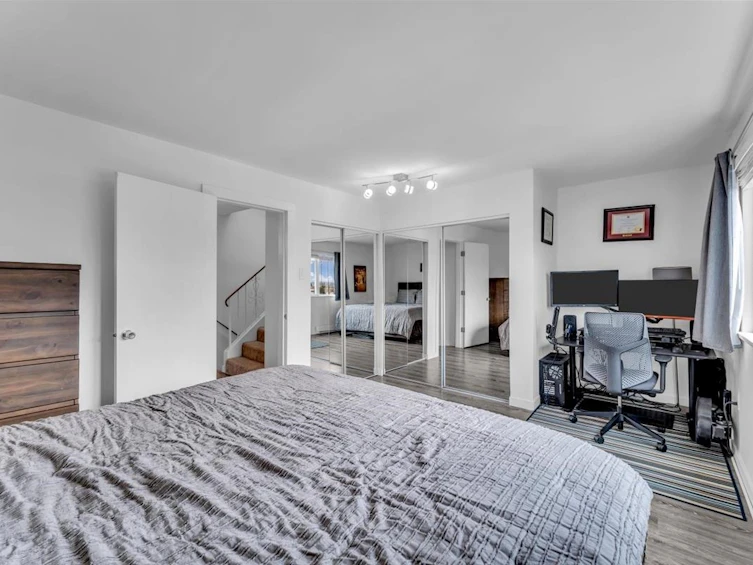 217-2910 E Pender Street, Vancouver, BC, V5K 2C3 - 16
