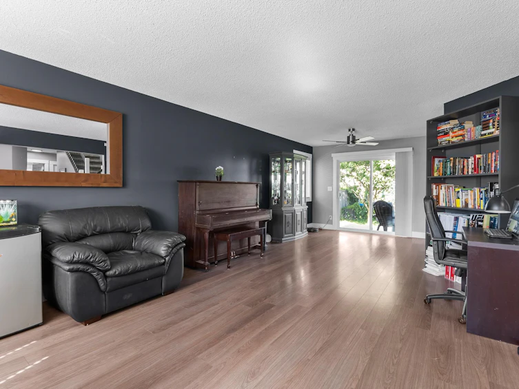 5674 Kathleen Drive, Chilliwack, BC, V2R 3J5 - 7