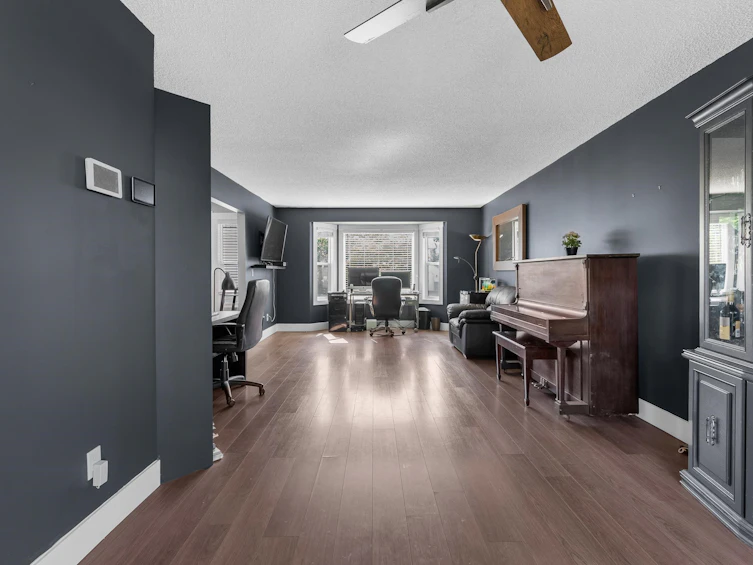 5674 Kathleen Drive, Chilliwack, BC, V2R 3J5 - 11