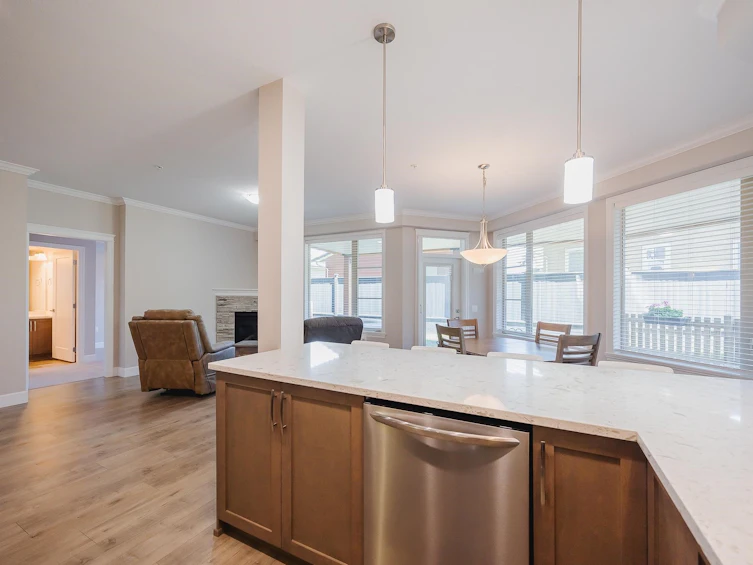 110-45754 Keith Wilson Road, Chilliwack, BC, V2R 0X3 - 9