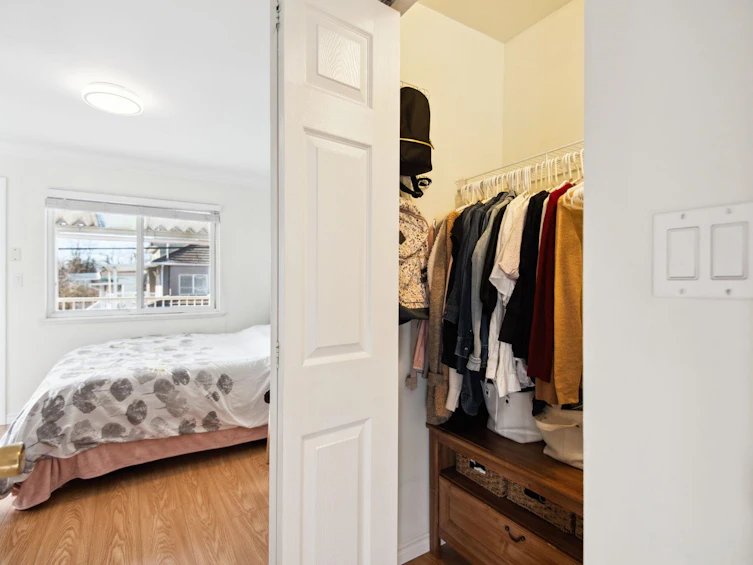 6925 Main Street, Vancouver, BC, V5X 3H6 - 18