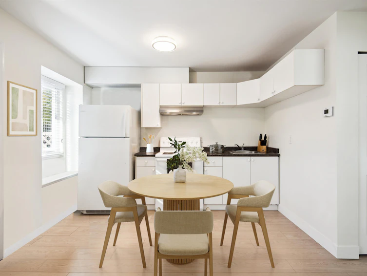 6925 Main Street, Vancouver, BC, V5X 3H6 - 29