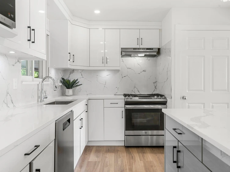 10108 127a Street, Surrey, BC, V3V 5L3 - 16