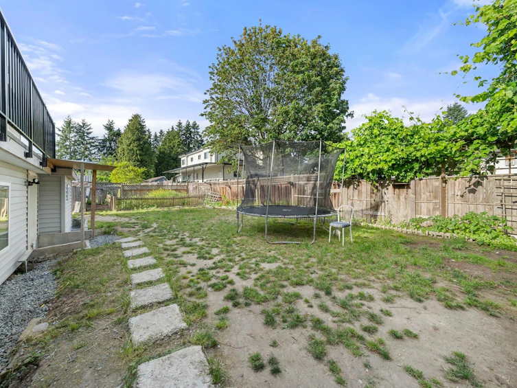 10108 127a Street, Surrey, BC, V3V 5L3 - 30