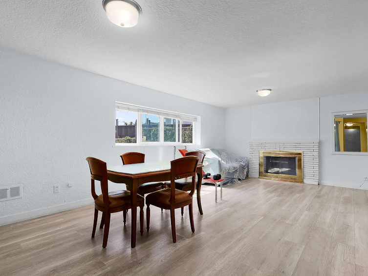 11891 Aztec Street, Richmond, BC, V6X 1H9 - 16