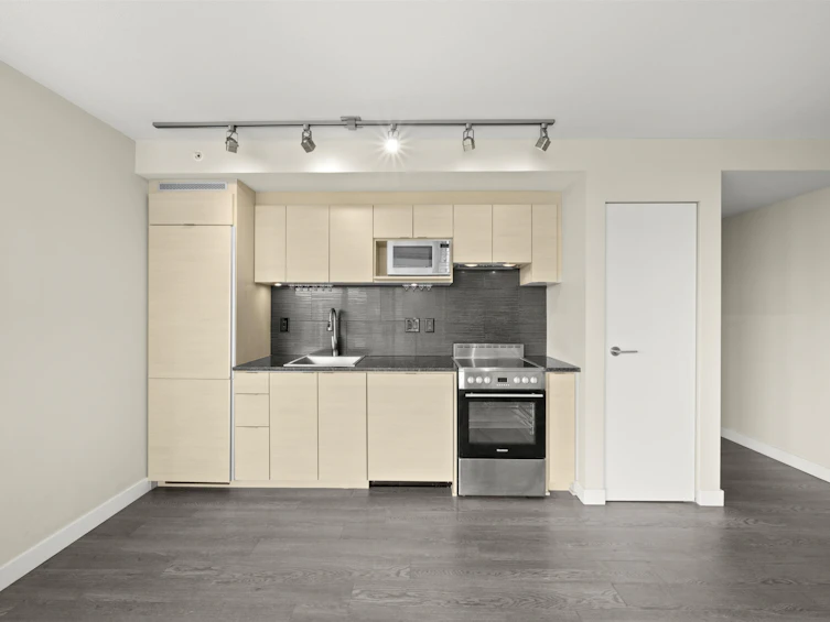 2407-489 Interurban Way, Vancouver, BC, V5X 0C7 - 10