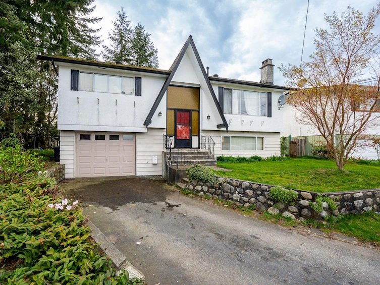 8753 116a Street, Delta, BC, V4C 5Z7