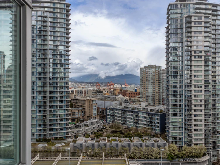 1202-131 Regiment Square, Vancouver, BC, V6B 1X6 - 21