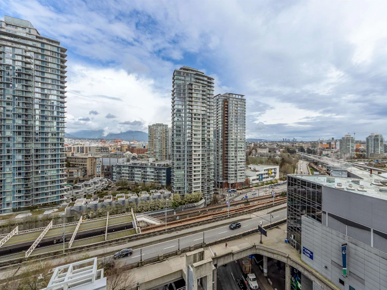 1202-131 Regiment Square, Vancouver, BC, V6B 1X6 - 19