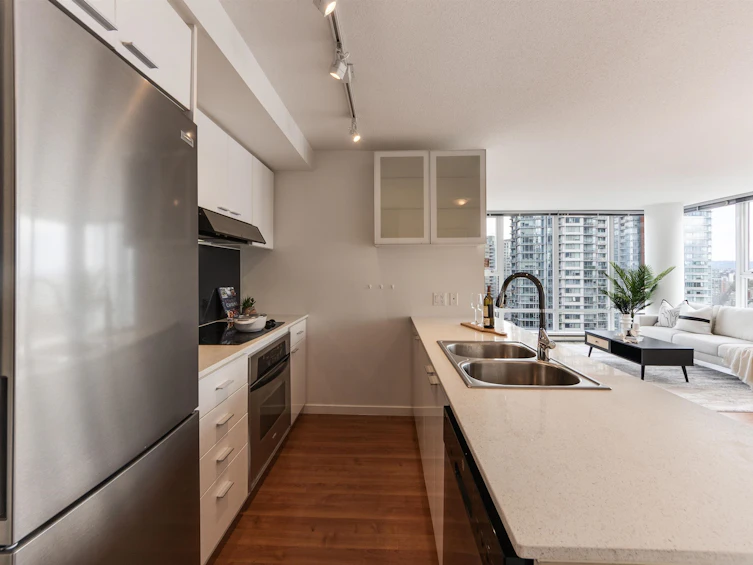 1202-131 Regiment Square, Vancouver, BC, V6B 1X6 - 7