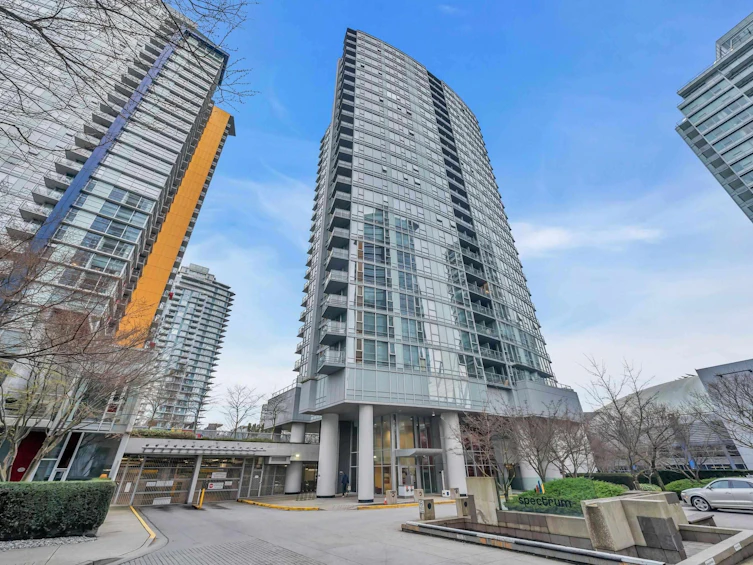 1202-131 Regiment Square, Vancouver, BC, V6B 1X6 - 32