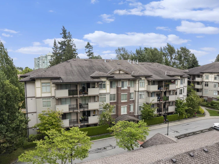 306-10092 148 Street, Surrey, BC, V3R 4G7 - 2