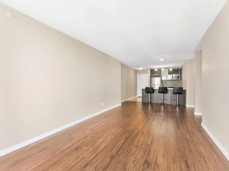2402-9981 Whalley Boulevard, Surrey, BC, V3T 0G6 - 9