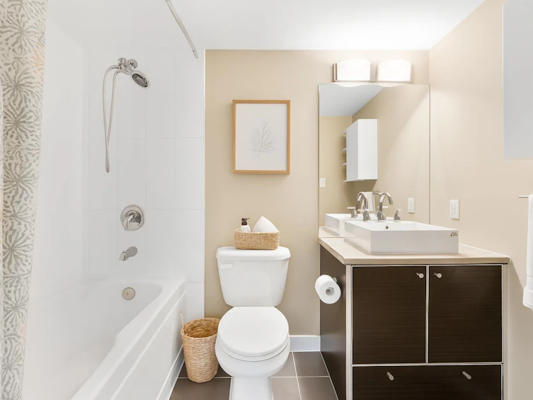 2402-9981 Whalley Boulevard, Surrey, BC, V3T 0G6 - 21