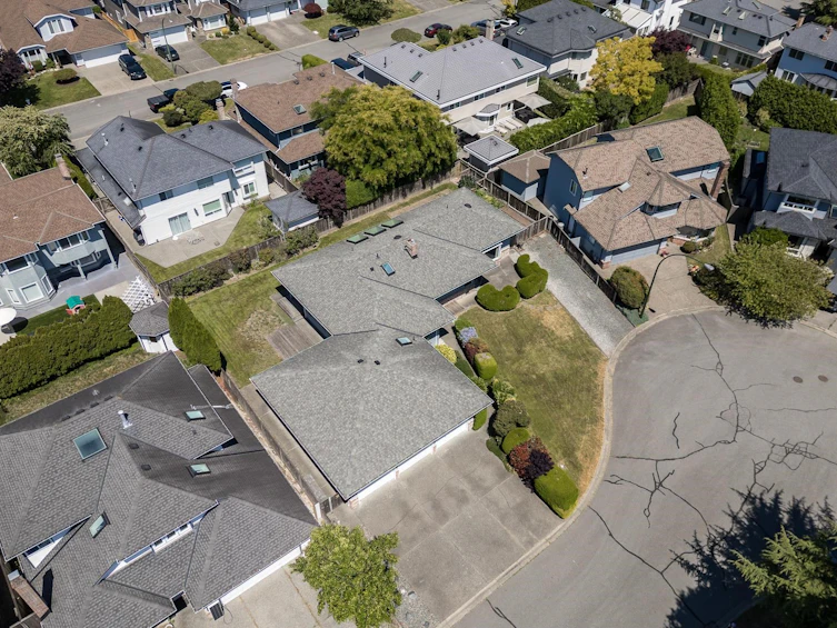 5221 Bentley Crescent, Delta, BC, V4K 4K2 - 5