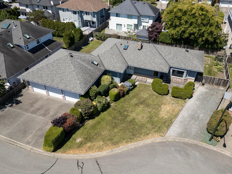 5221 Bentley Crescent, Delta, BC, V4K 4K2 - 4