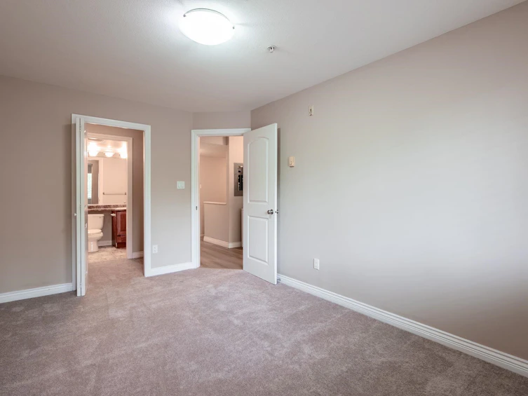 113-10289 133 Street, Surrey, BC, V3T 0B1 - 24