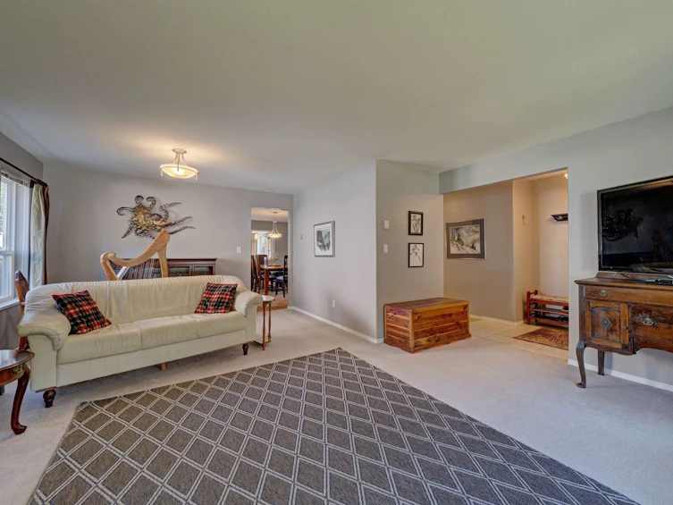 6080 S Gale Avenue, Sechelt, BC, V7Z 0P9 - 7
