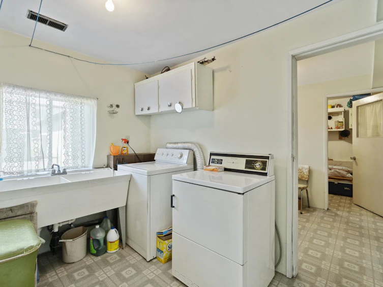 3421 Rupert Street, Vancouver, BC, V5M 3V8 - 18