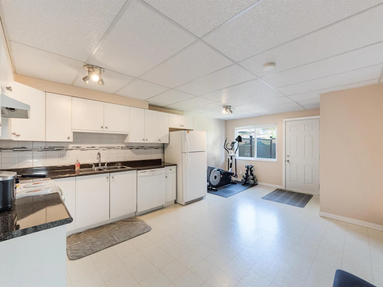 7457 16th Avenue, Burnaby, BC, V3N 1P2 - 23