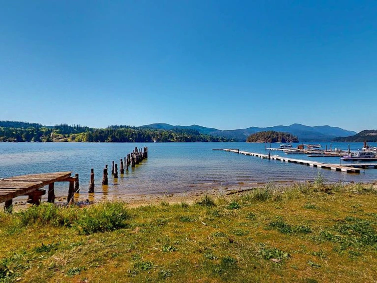 5992 Beachgate Lane, Sechelt, BC, V7Z 0S2 - 36