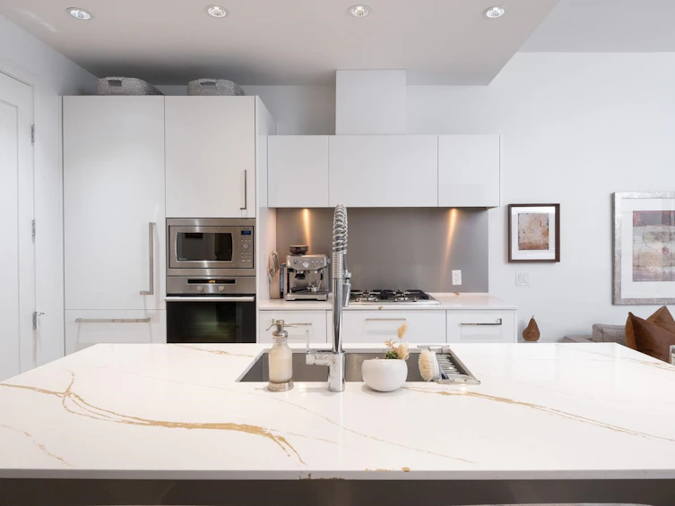 306-1625 Manitoba Street, Vancouver, BC, V5Y 0B8