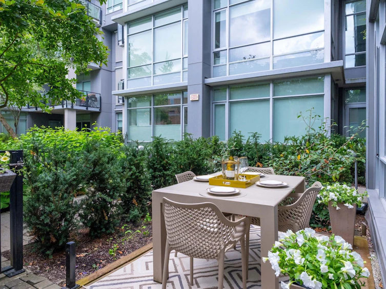 306-1625 Manitoba Street, Vancouver, BC, V5Y 0B8 - 22