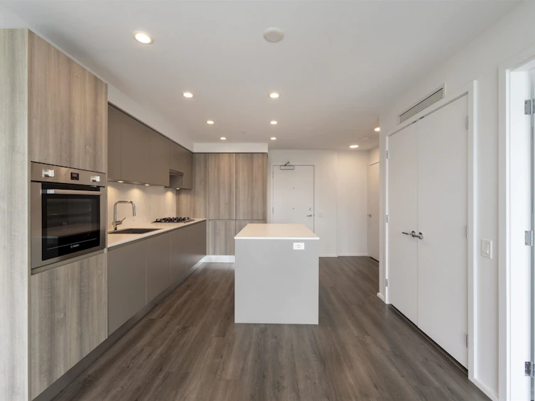 410-3809 Evergreen Place, Burnaby, BC, V3J 0M1 - 4