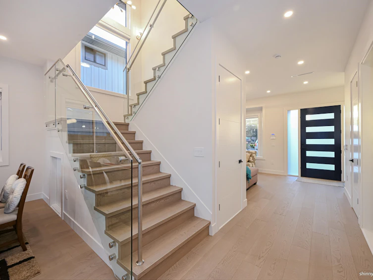 1510 Macgowan Avenue, North Vancouver, BC, V7P 1N4 - 12