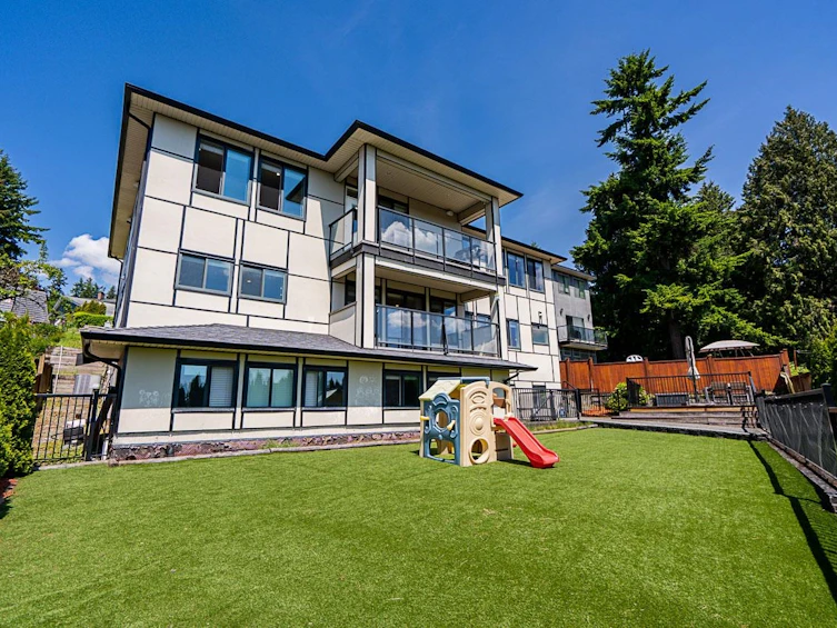 8358 Nelson Avenue, Burnaby, BC, V5J 4E5 - 37