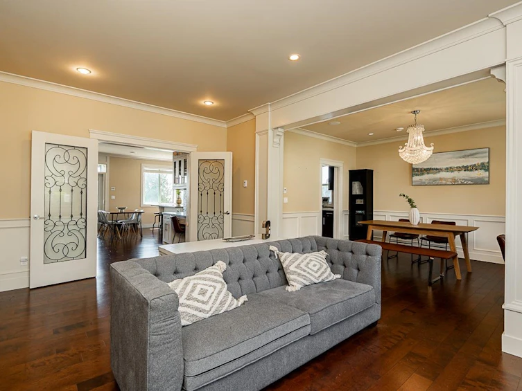 8358 Nelson Avenue, Burnaby, BC, V5J 4E5 - 10