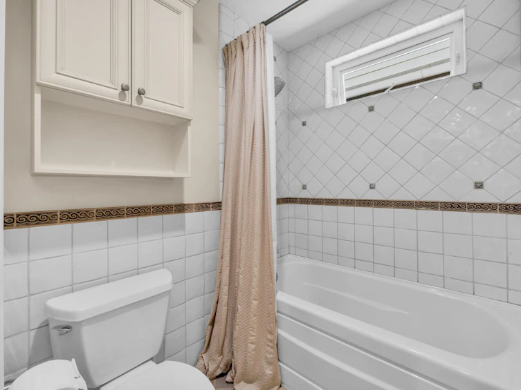 4513 Caulfeild Lane, West Vancouver, BC, V7W 3J6 - 32