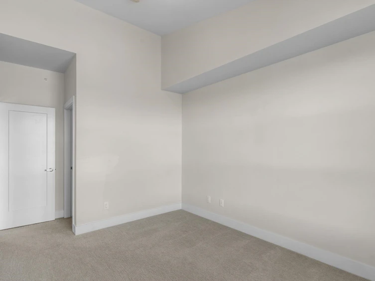 404-14605 Mcdougall Drive, Surrey, BC, V4P 0G7 - 17