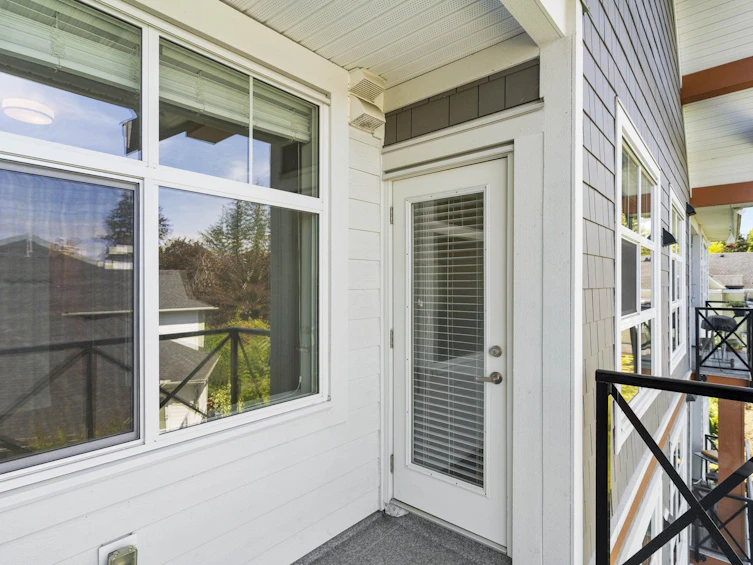 404-14605 Mcdougall Drive, Surrey, BC, V4P 0G7 - 25
