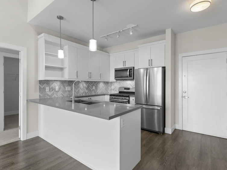 404-14605 Mcdougall Drive, Surrey, BC, V4P 0G7 - 7