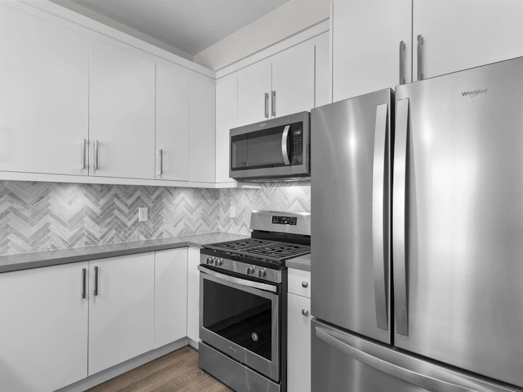404-14605 Mcdougall Drive, Surrey, BC, V4P 0G7 - 10