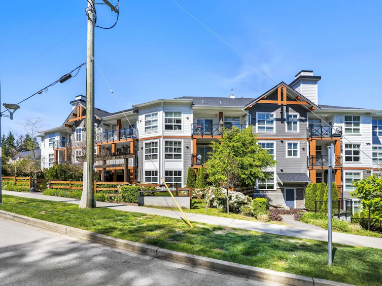 404-14605 Mcdougall Drive, Surrey, BC, V4P 0G7 - 2