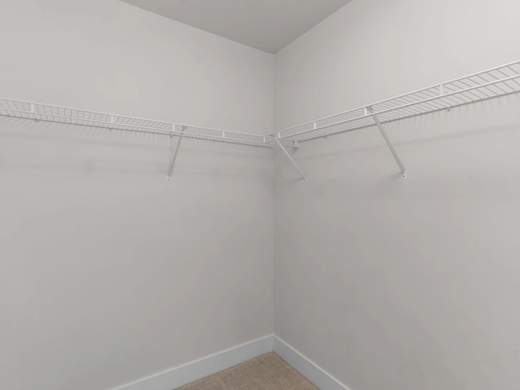 404-14605 Mcdougall Drive, Surrey, BC, V4P 0G7 - 14
