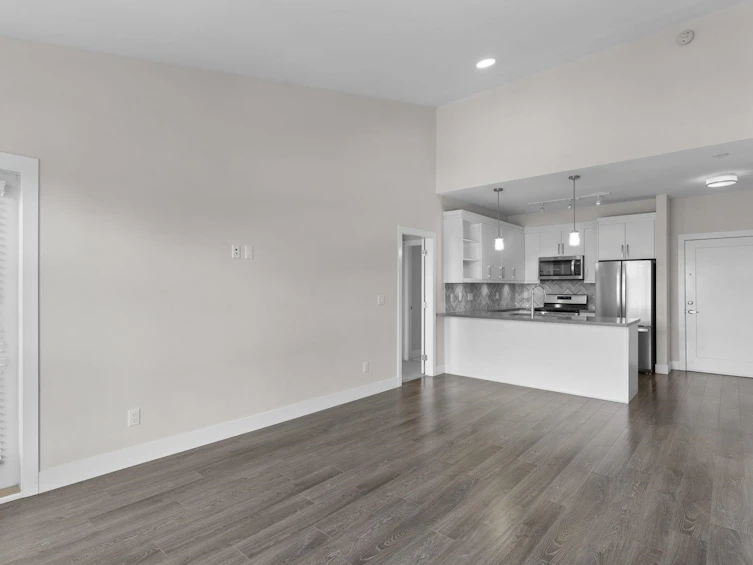 404-14605 Mcdougall Drive, Surrey, BC, V4P 0G7 - 6