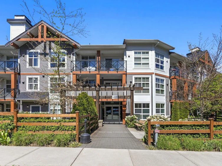 404-14605 Mcdougall Drive, Surrey, BC, V4P 0G7