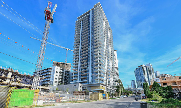 402-626 Claremont Street