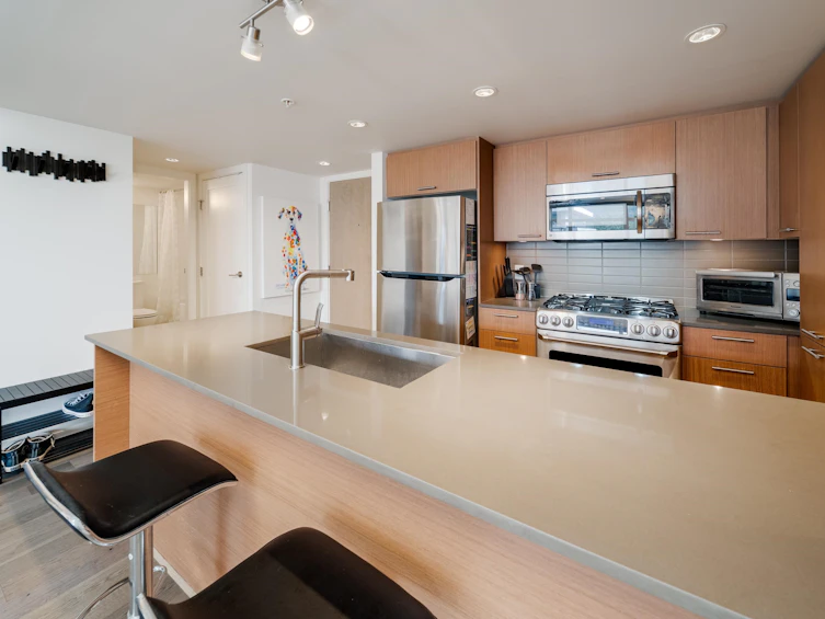 513-95 Moody Street, Port Moody, BC, V3H 0H2 - 6