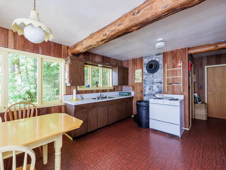 11 Johnson Bay, North Vancouver, BC - 13