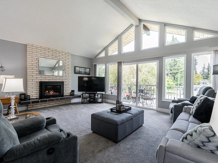 4500 199 Street, Langley, BC, V3A 6A1 - 4