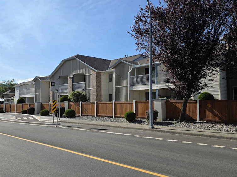 8-45435 Knight Road, Chilliwack, BC, V2R 3E8 - 16
