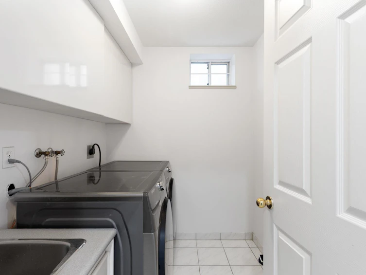 6908 Dawson Street, Vancouver, BC, V5S 2W3 - 24