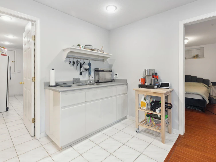 6908 Dawson Street, Vancouver, BC, V5S 2W3 - 28