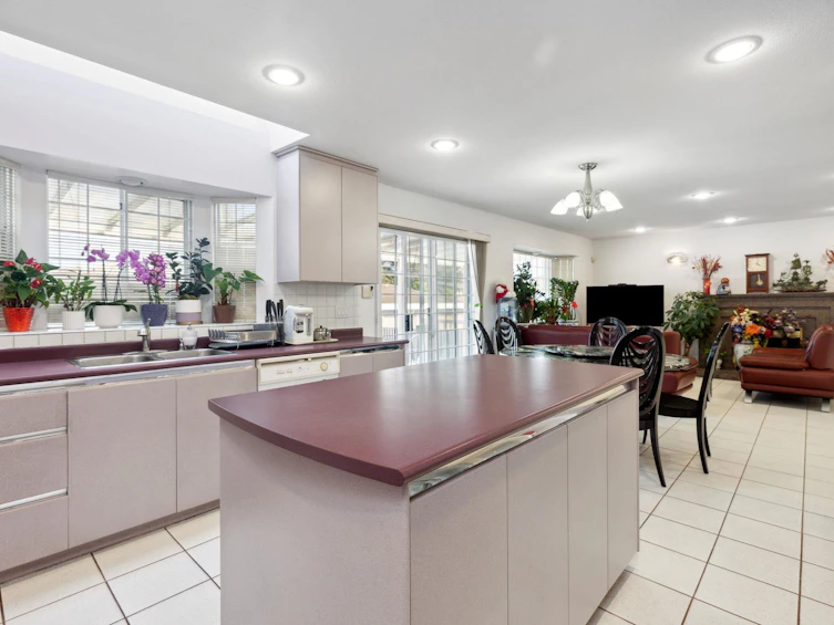 6908 Dawson Street, Vancouver, BC, V5S 2W3 - 11