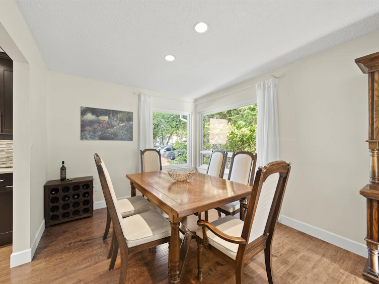 15081 92a Avenue, Surrey, BC, V3R 7A4 - 5
