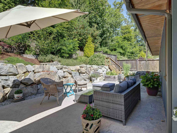 5859 Medusa Street, Sechelt, BC, V0N 3A3 - 35